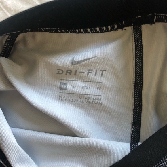 Nike Pro Spandex Shorts - Picture 3 of 3